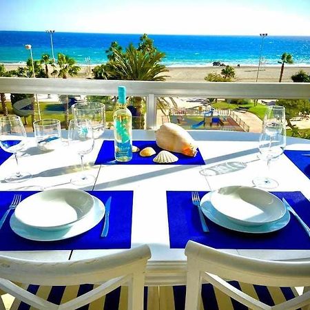 Apartamento Sea View By Solymar Holiday Torre Del Mar Kültér fotó